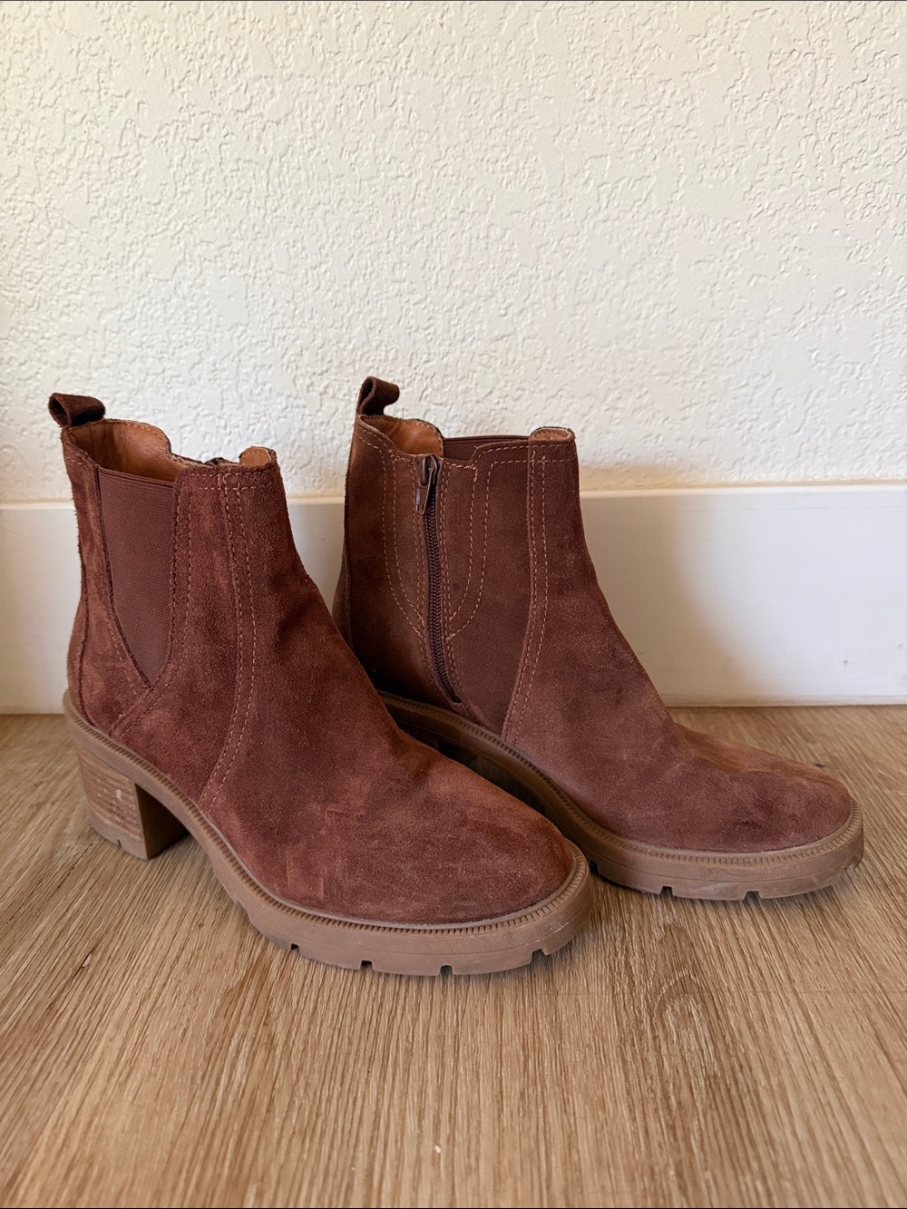 Lucky Brand Women's Brown Suede Ankle Booties